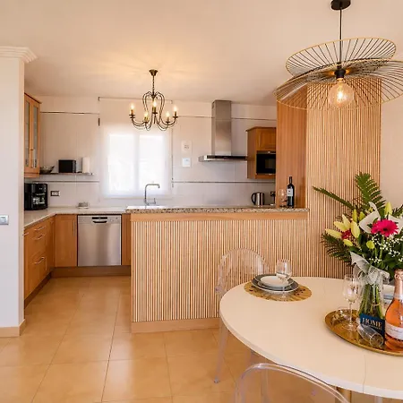 Penthouse Of Ocean Views Los Cristianos (Tenerife)