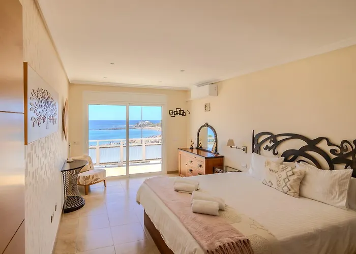 Penthouse Of Ocean Views Los Cristianos (Tenerife)