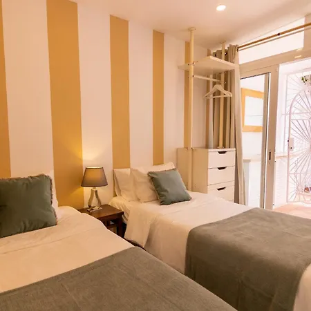 Daire Penthouse Of Ocean Views Los Cristianos (Tenerife)