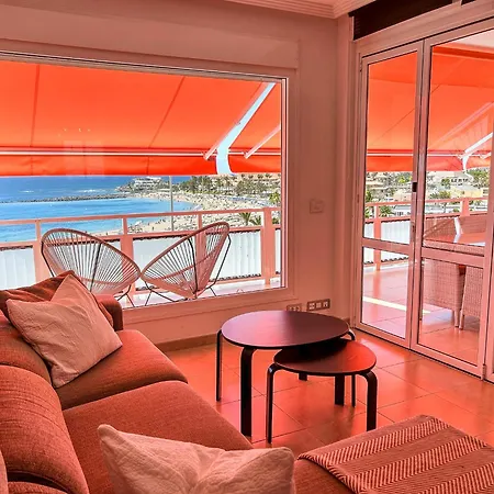 Daire Penthouse Of Ocean Views Los Cristianos (Tenerife)