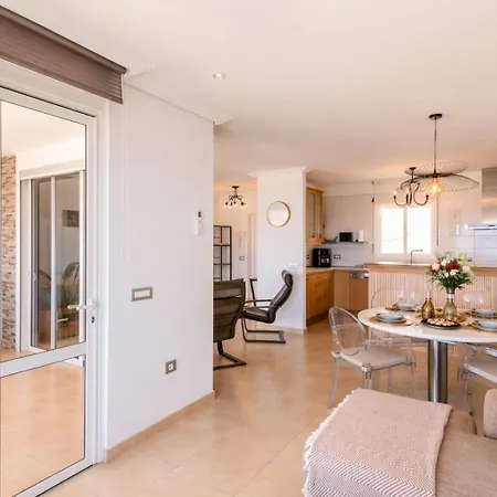 Penthouse Of Ocean Views Daire Los Cristianos (Tenerife)